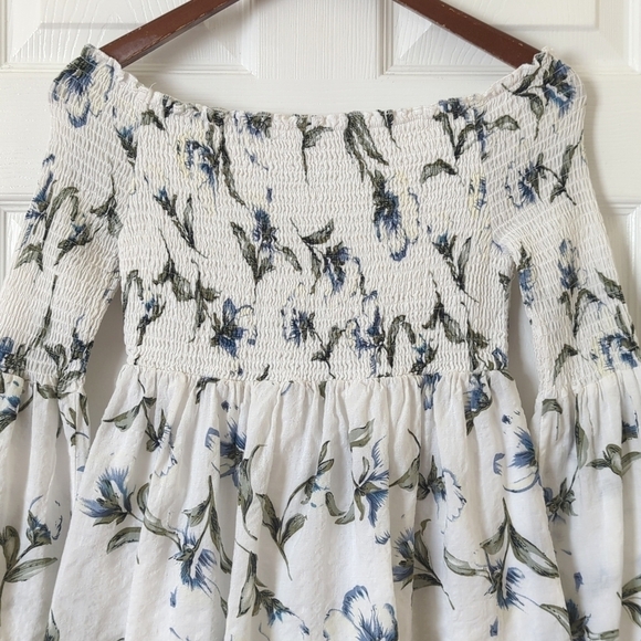 Lucca Boho Chic Floral Smocked Off Shoulder Long Bell Sleeve Flared Top White M - Picture 12 of 12